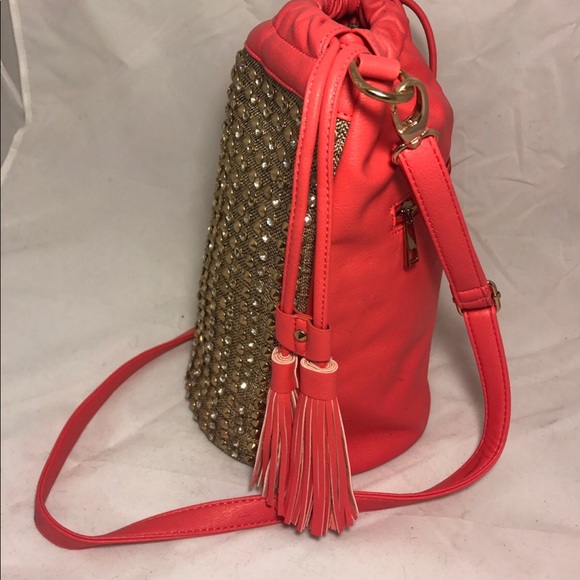 Fabulous Bucket Salmon Color.. Rhinestones - Picture 2 of 4